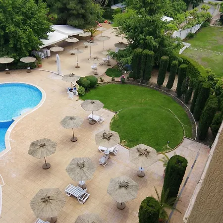 Alegria Apartment *